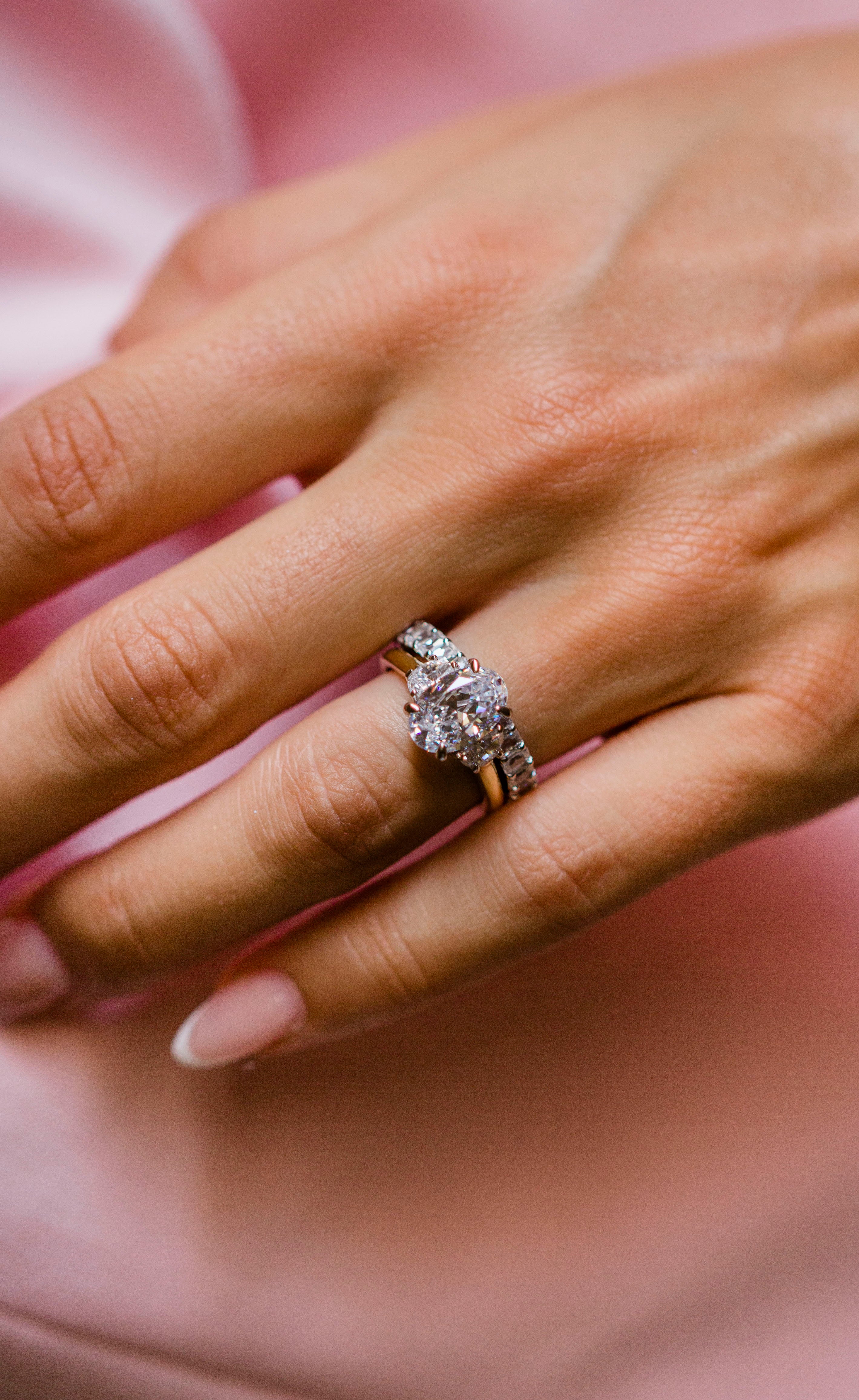 The Amelia Ring (2.5 Carat) - Image 4