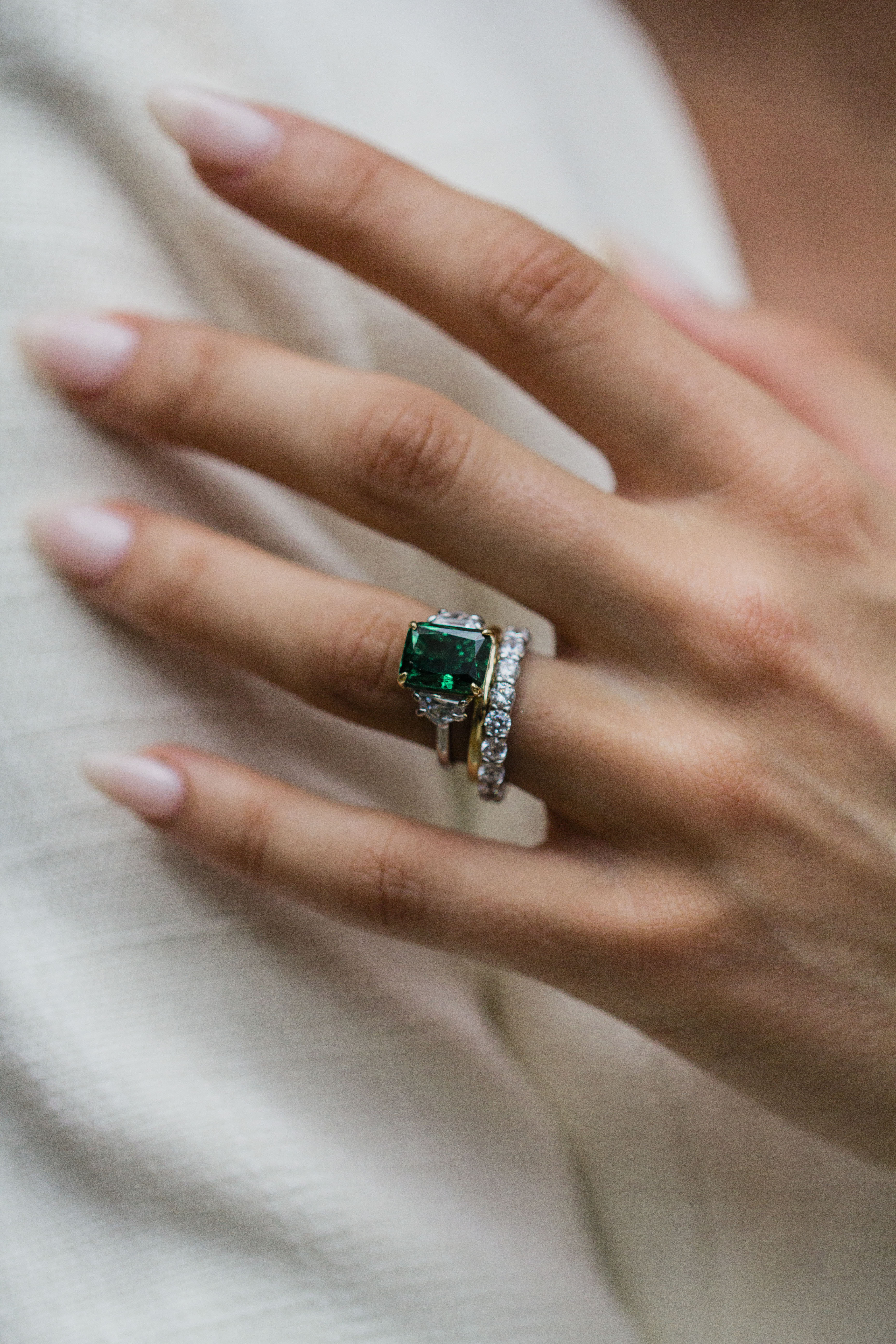 The Harper Ring (3.2 Carat, Radiant Cut) - Image 3