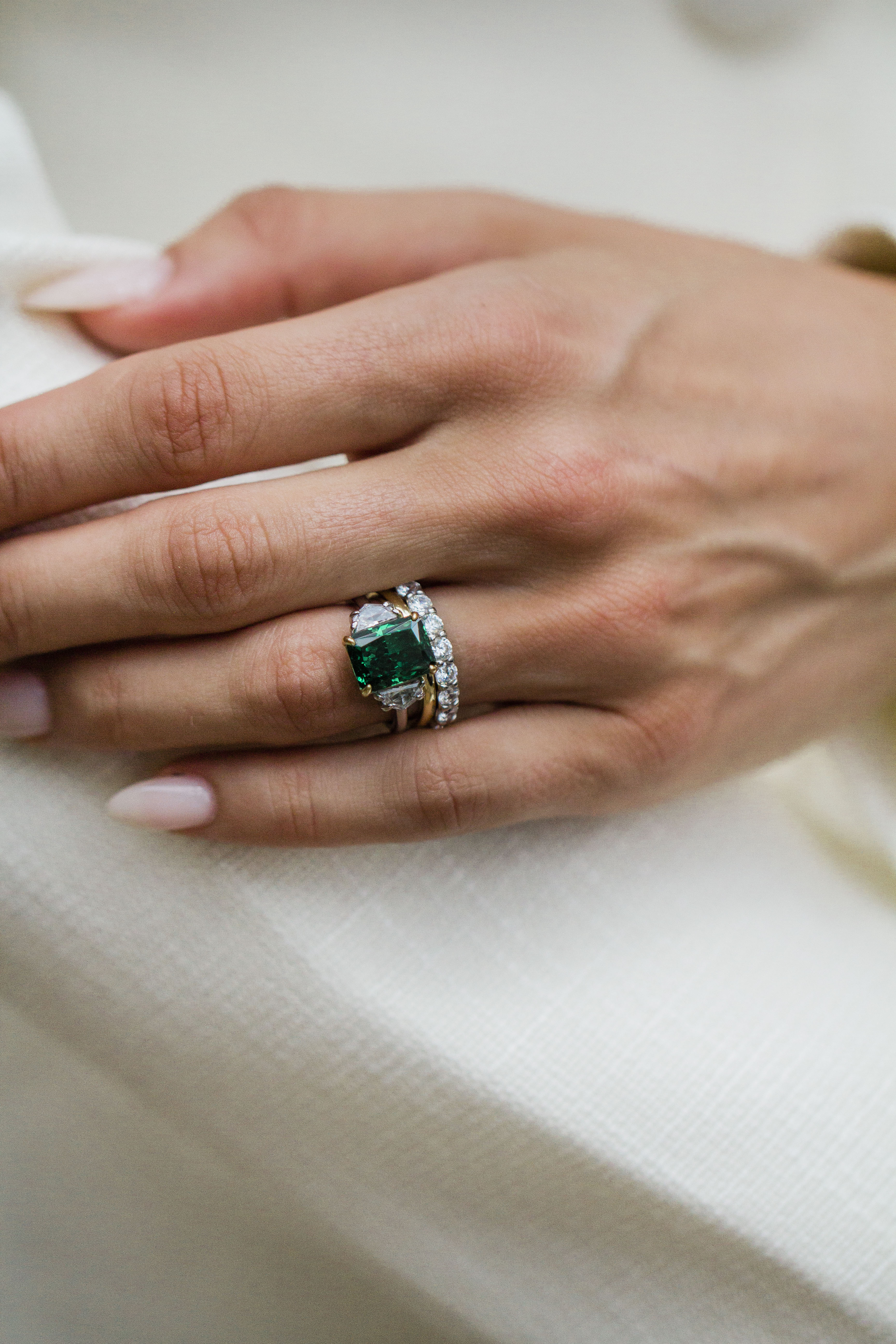 The Harper Ring (3.2 Carat, Radiant Cut) - Image 4
