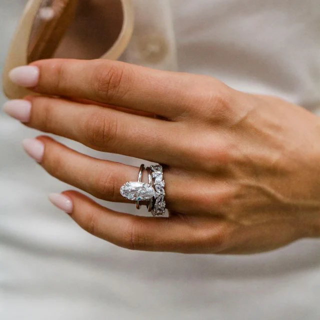The Luna Ring (3.7 Carat) - Image 3