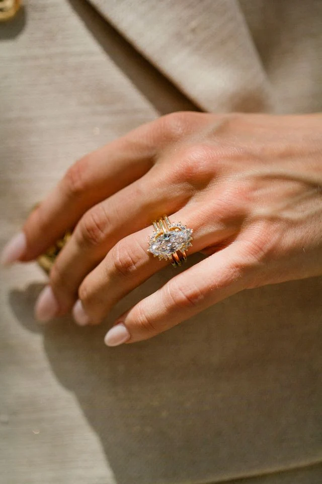 The Luna Ring (3.7 Carat) - Image 4