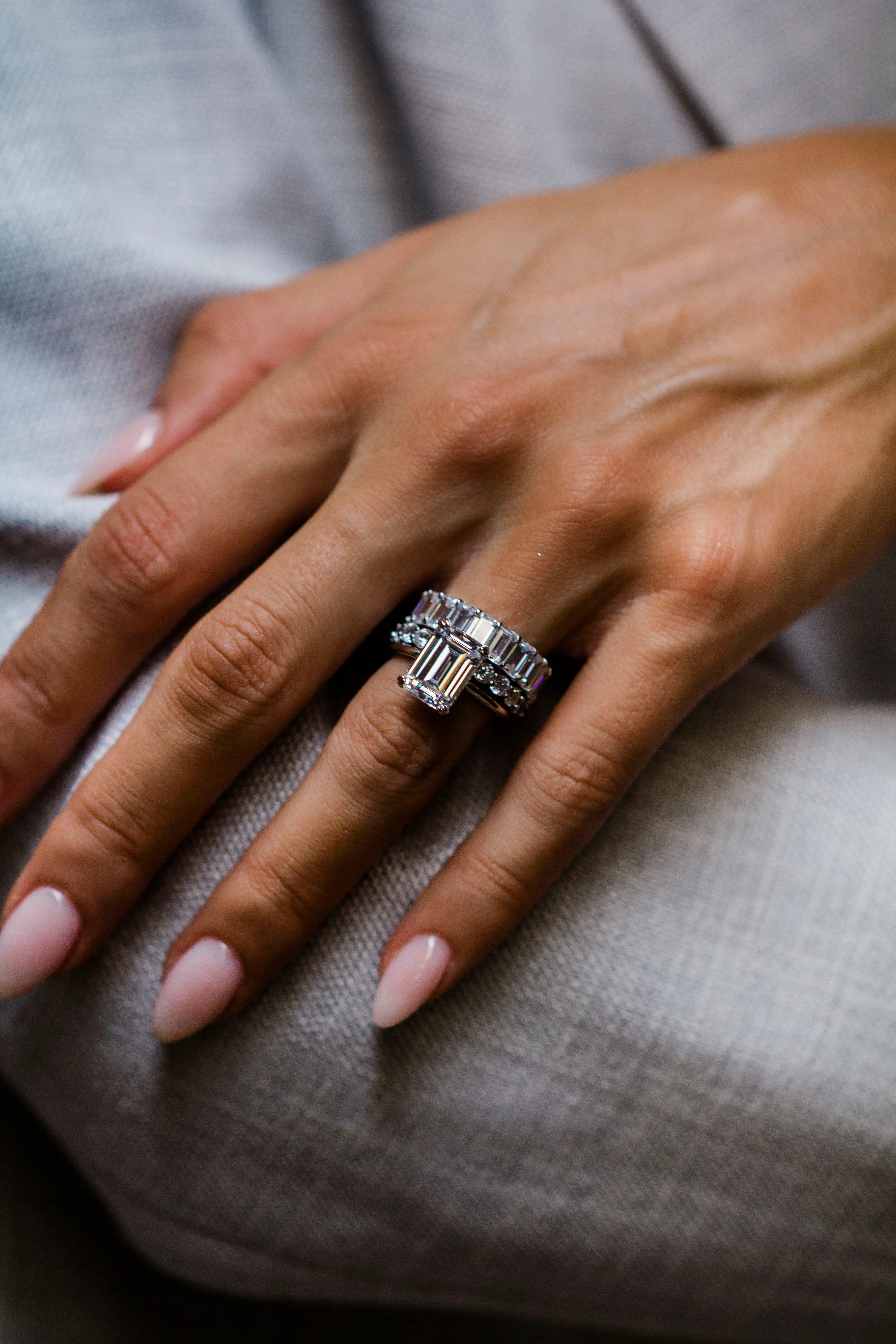 The Eva Band (5 Carat, Claw Prong) - Image 3