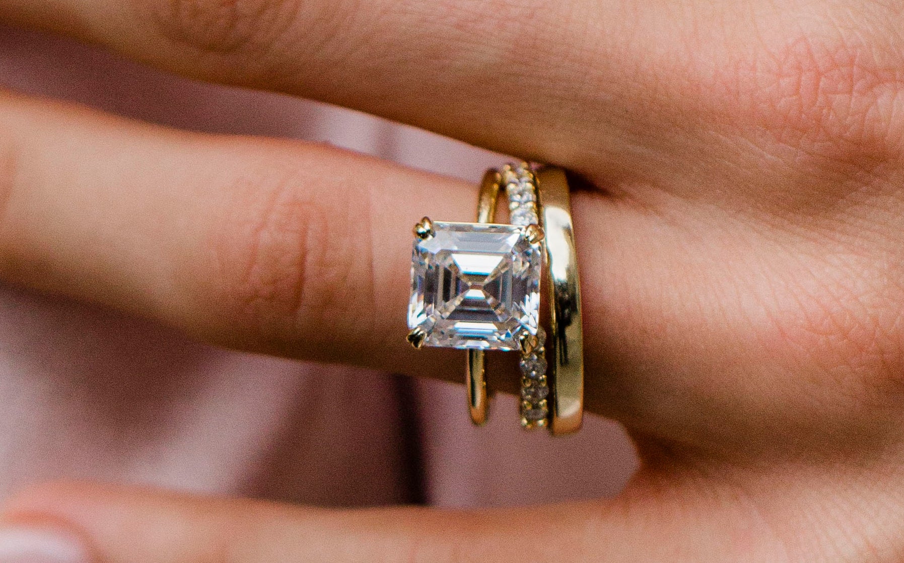 The Wren Ring (3.3 Carat) - Image 2